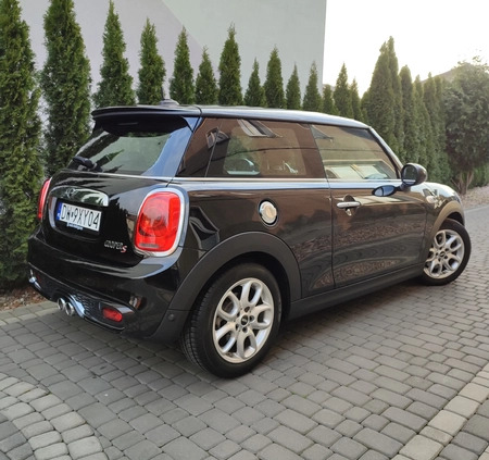 MINI Cooper S cena 69900 przebieg: 150000, rok produkcji 2017 z Szczucin małe 781